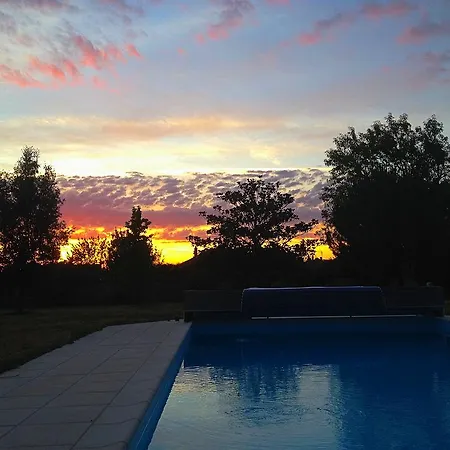 Chateau L'hubertiere Near Poitiers * Bouresse